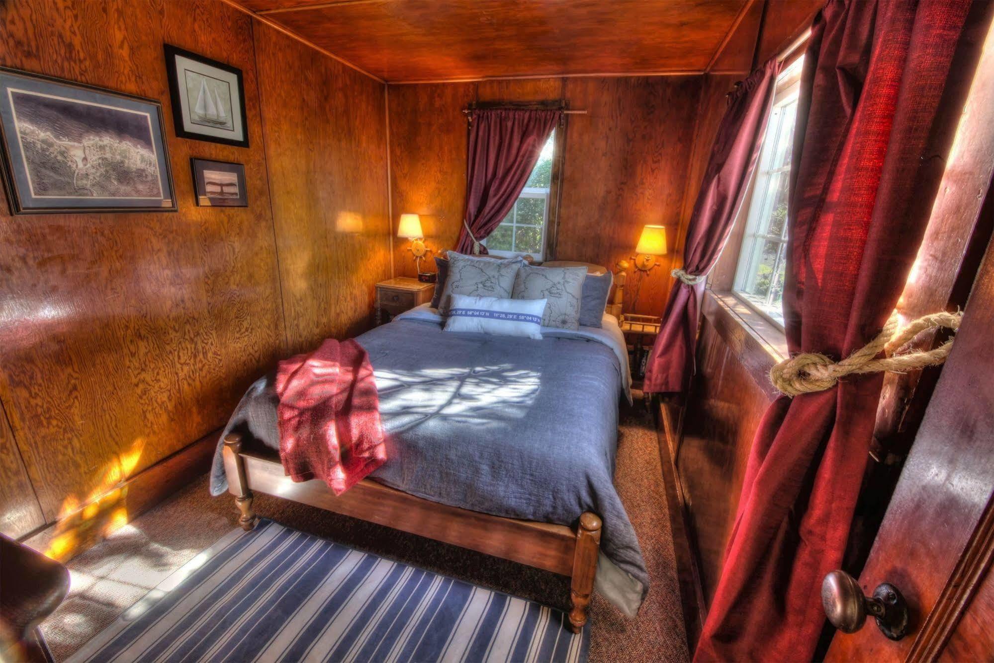 The Rock Park Cottages Yachats Extérieur photo