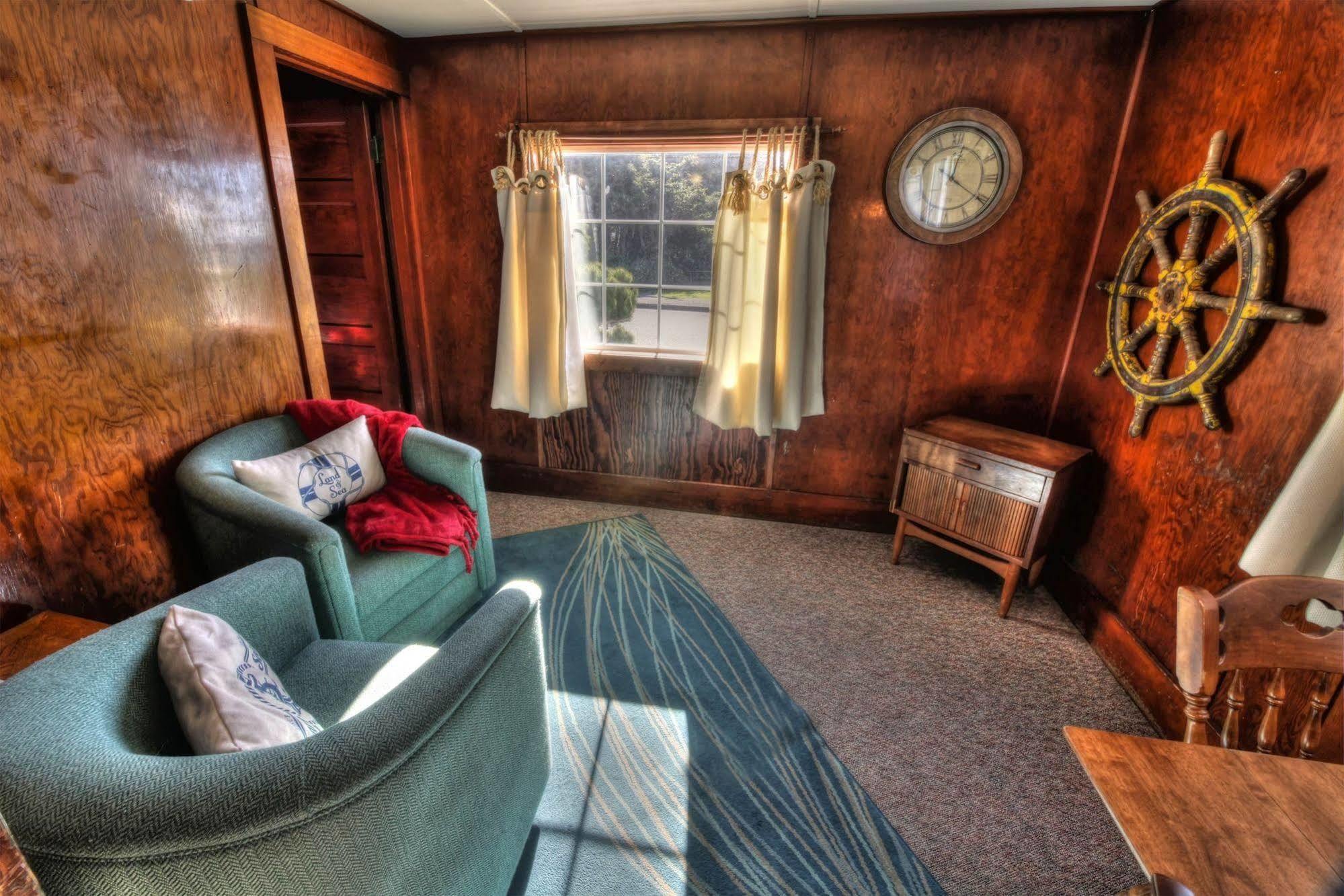 The Rock Park Cottages Yachats Extérieur photo